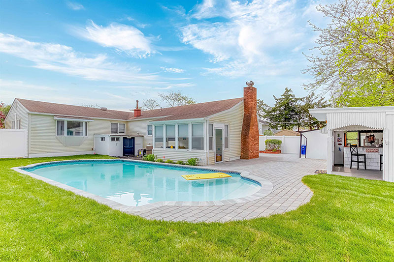 402 Lincoln Avenue in Cape May Point